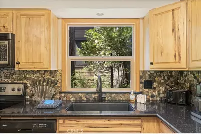39162 Manzanita, Bass Lake, CA 93604 - Photo 13