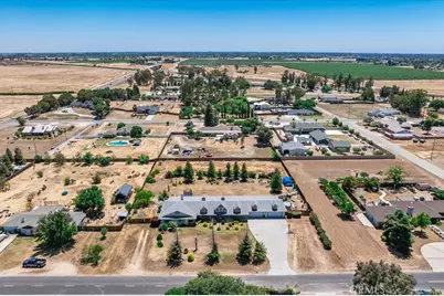 26898 Avenue 18 1/4, Madera, CA 93638 - Photo 43