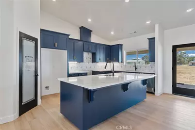 21035 Forest Glen Road, Madera, CA 93638 - Photo 11