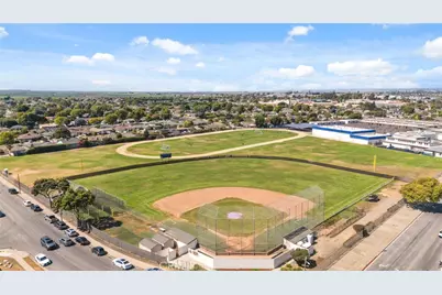 929 Capistrano, Salinas, CA 93901 - Photo 37