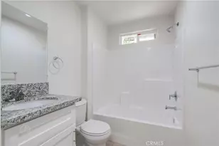 727 Knotts, Bakersfield, CA 93305 - Photo 7