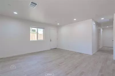 727 Knotts, Bakersfield, CA 93305 - Photo 3