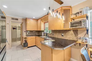 3077 W Robinwood Ln, Fresno, CA 93711 - Photo 17