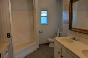 1218 E Cleveland Ave, Madera, CA 93638 - Photo 15