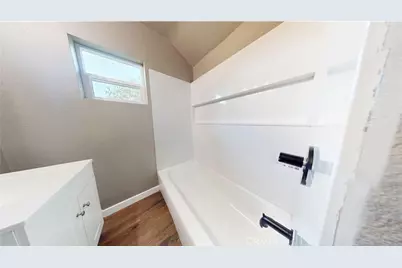 503 N D, Madera, CA 93638 - Photo 13