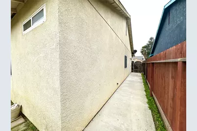 1085 Saunders, Madera, CA 93637 - Photo 31