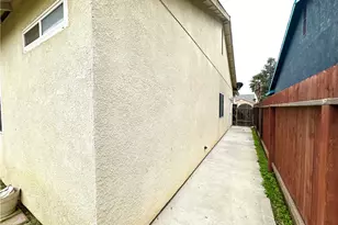 1085 Saunders, Madera, CA 93637 - Photo 31