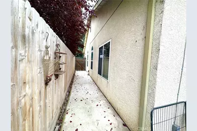 1085 Saunders, Madera, CA 93637 - Photo 29