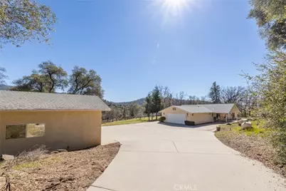 50174 Road 620, Oakhurst, CA 93644 - Photo 41