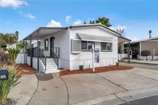 1218 E Cleveland Ave, Madera, CA 93638 - Photo 3