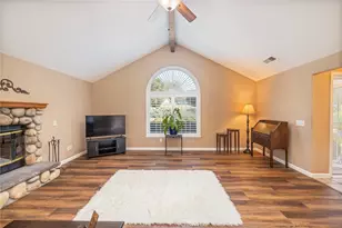 38778 Goldenrod, Oakhurst, CA 93644 - Photo 3