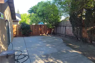 3188 Winter Way, Madera, CA 93637 - Photo 23