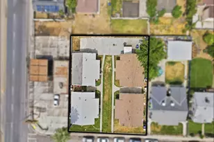 2208 Lake St, Bakersfield, CA 93305 - Photo 7