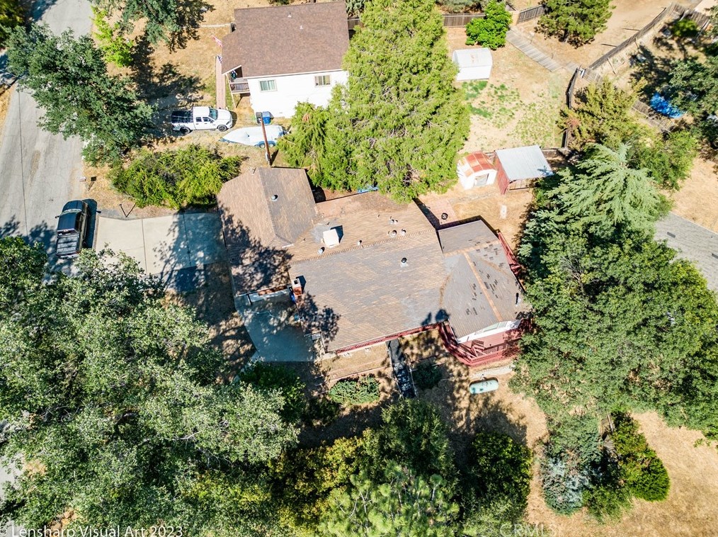 49616 Pierce Dr, Oakhurst CA  93644-8725 exterior