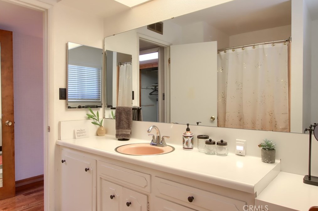 39210 Road 425b, Oakhurst CA  93644-8850 exterior