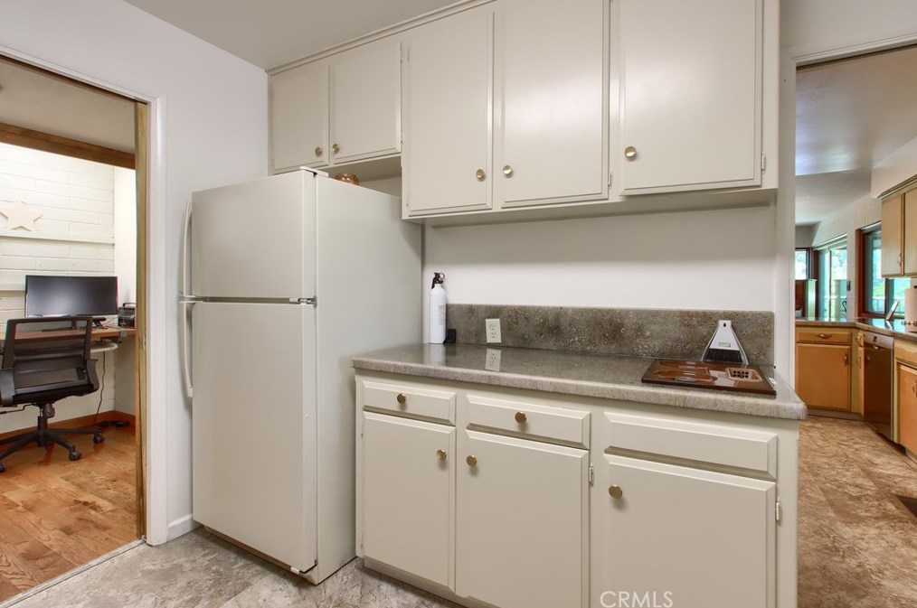 39210 Road 425b, Oakhurst CA  93644-8850 exterior