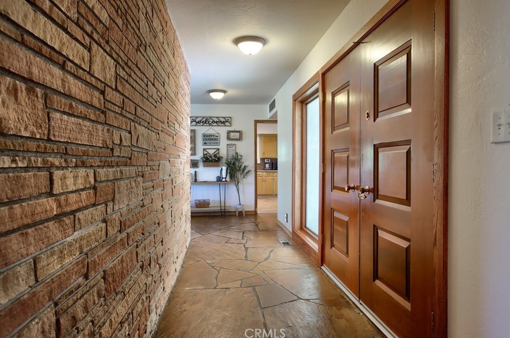 39210 Road 425b, Oakhurst CA  93644-8850 exterior