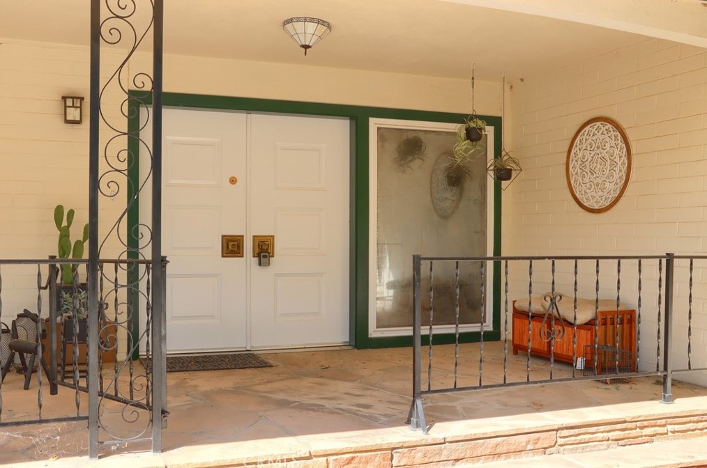 39210 Road 425b, Oakhurst CA  93644-8850 exterior