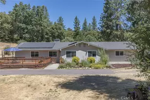 45315 Forest Ridge Dr, Ahwahnee, CA 93601 - Photo 3