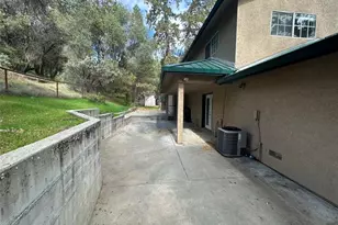 4965 Peak View Rd, Mariposa, CA 95338 - Photo 11