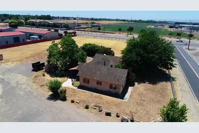 140 Swanson Road, Manteca, CA 95337 - Photo 11