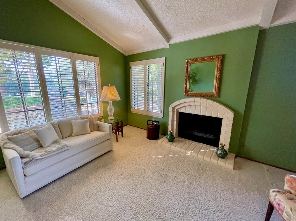 341 Calle Bonita, Escondido CA  92029-7947 exterior