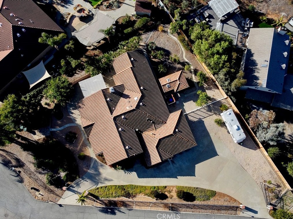 1109 Sea Larke Dr, Fallbrook CA  92028-4454 exterior