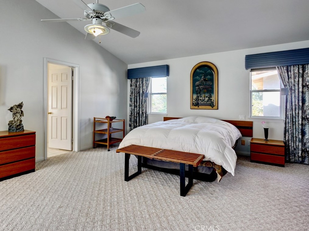 1109 Sea Larke Dr, Fallbrook CA  92028-4454 exterior