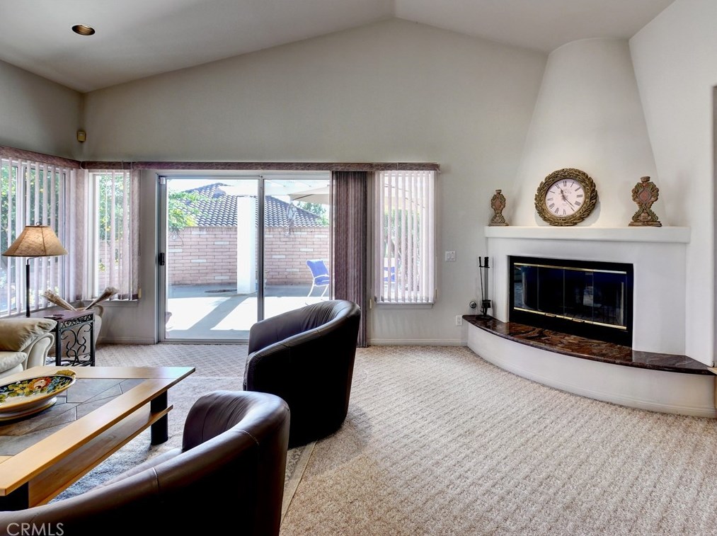 1109 Sea Larke Dr, Fallbrook CA  92028-4454 exterior