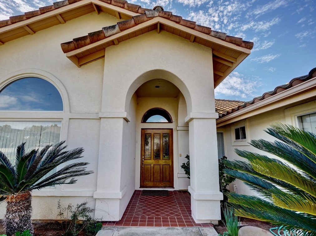 1109 Sea Larke Dr, Fallbrook CA  92028-4454 exterior