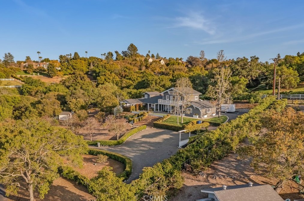 510 Rancho Camino, Fallbrook CA  92028-9093 exterior