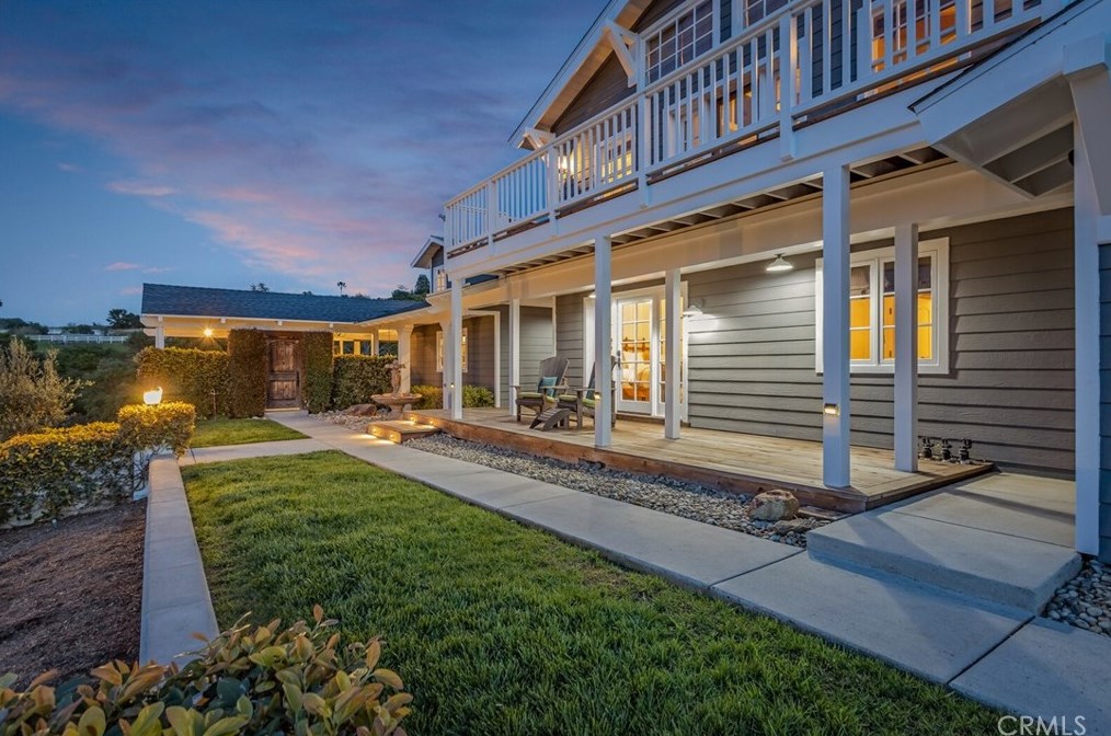 510 Rancho Camino, Fallbrook CA  92028-9093 exterior