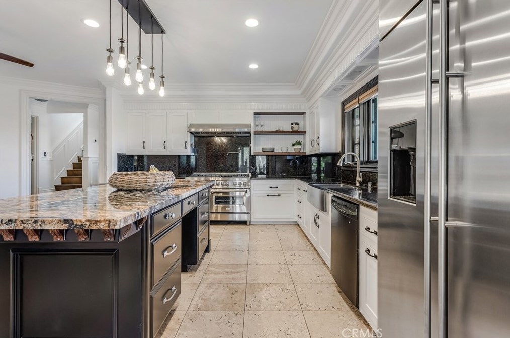 510 Rancho Camino, Fallbrook CA  92028-9093 exterior