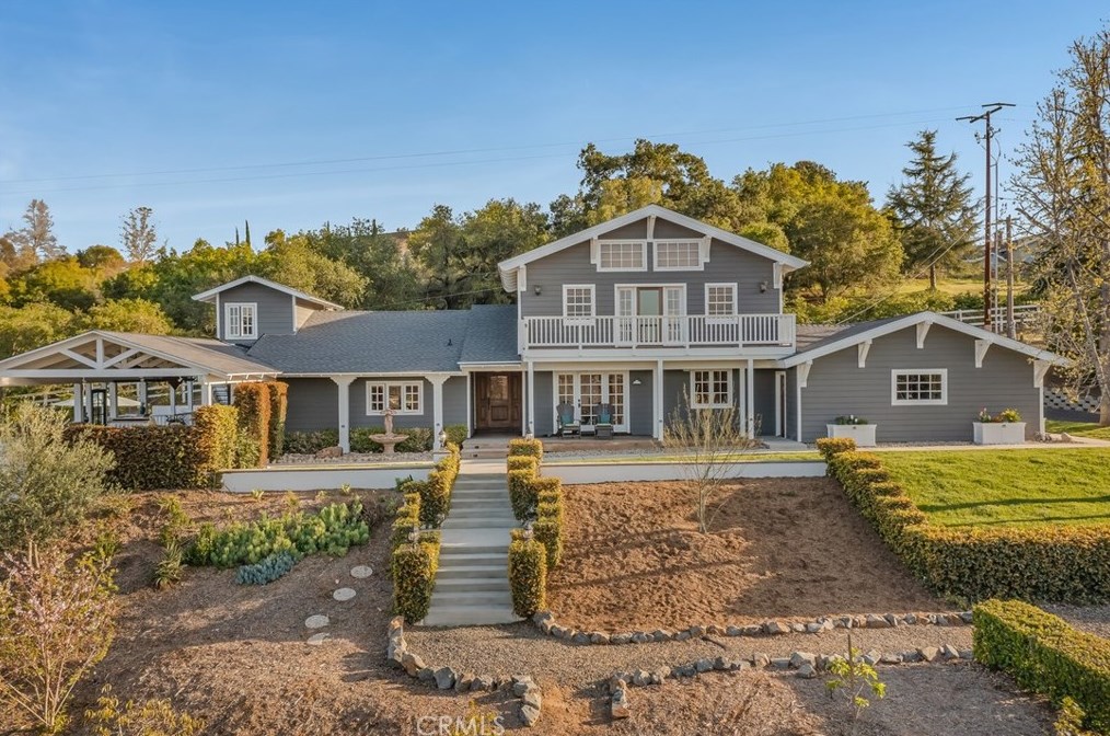 510 Rancho Camino, Fallbrook CA  92028-9093 exterior