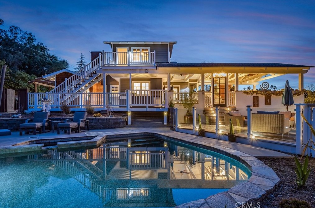 510 Rancho Camino, Fallbrook CA  92028-9093 exterior