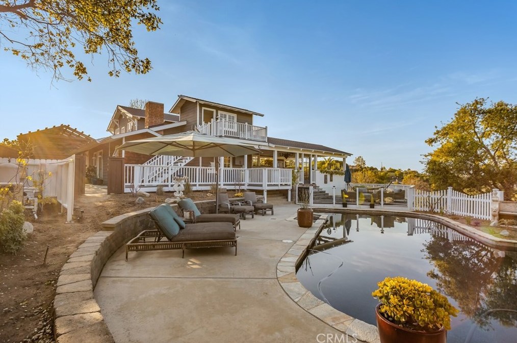 510 Rancho Camino, Fallbrook CA  92028-9093 exterior