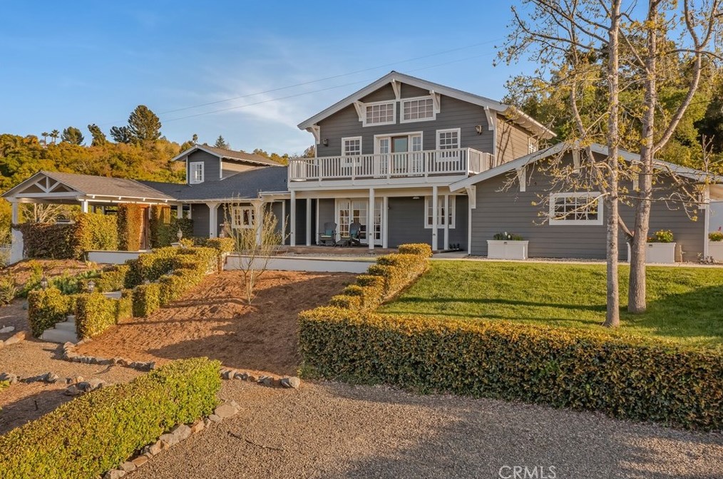 510 Rancho Camino, Fallbrook CA  92028-9093 exterior