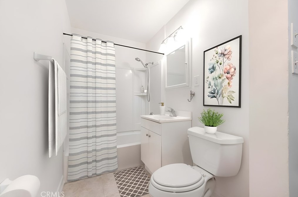 517 Potter St, Fallbrook CA 92028-3072 exterior