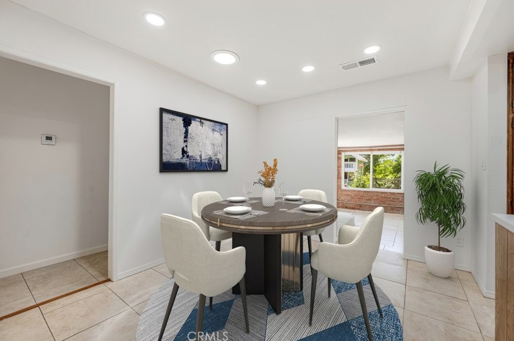 517 Potter St, Fallbrook CA 92028-3072 exterior