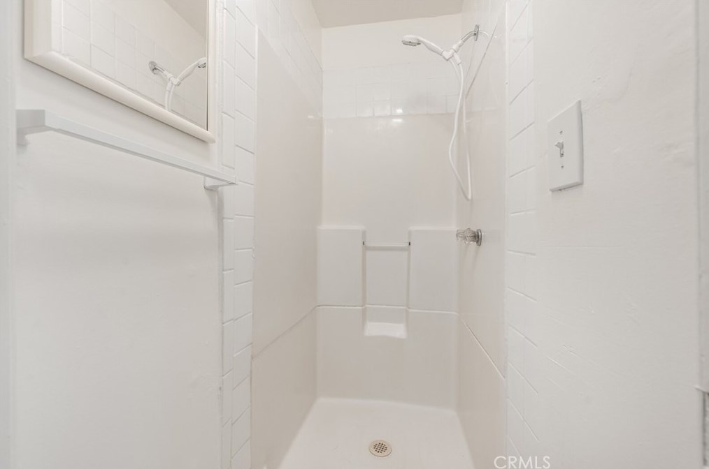 517 Potter St, Fallbrook CA 92028-3072 exterior