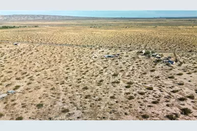 10313 E Lake Road, Cantil, CA 93519 - Photo 5