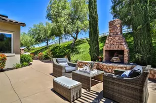 39520 Colleen Way, Temecula, CA 92592 - Photo 11