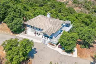 2125 Puerto Del Mundo, Fallbrook, CA 92028 - Photo 3