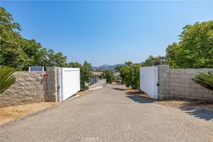 2125 Puerto Del Mundo, Fallbrook, CA 92028 - Photo 9