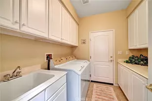 39946 Via Graziana, Murrieta, CA 92562 - Photo 17