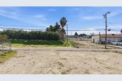 212 Fredricks Street, Barstow, CA 92311 - Photo 3