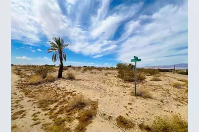 1015 Sea Shore Drive, Thermal, CA 92274 - Photo 3