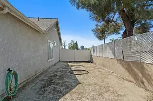 2498 Rose, Hemet, CA 92545 - Photo 25