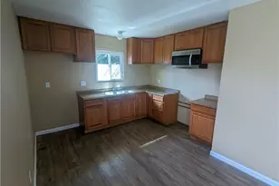 9330 9332 Saffron Ct, Riverside, CA 92503 - Photo 11