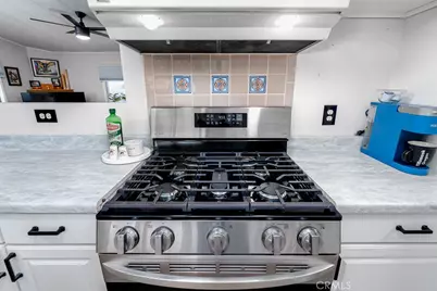 1300 W Menlo Avenue #155, Hemet, CA 92543 - Photo 9